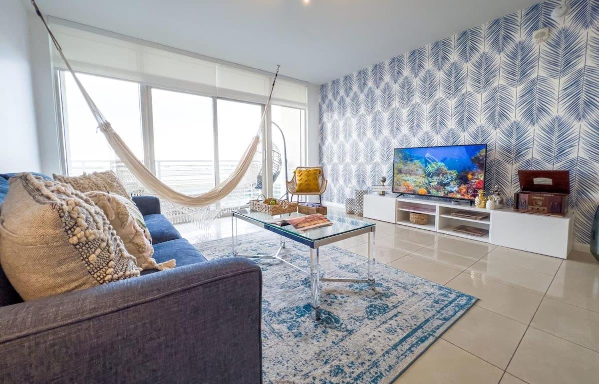 Palm Place Heart Of Miami With Parking Pool And Gym Exteriér fotografie