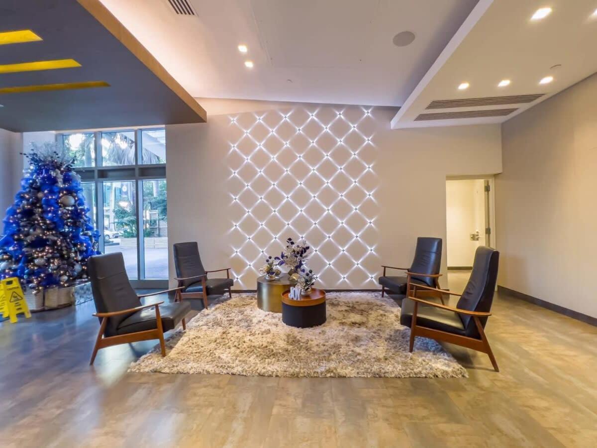 Palm Place Heart Of Miami With Parking Pool And Gym Exteriér fotografie